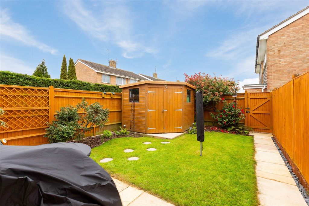 Property photo 2 of 15 Boxgrove-13.Jpg