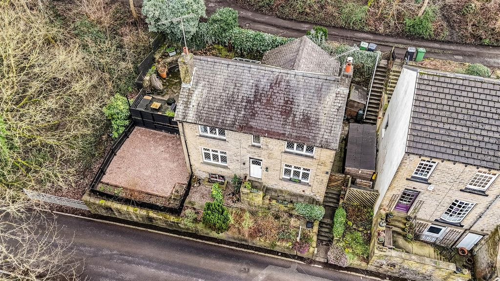 Property photo 2 of 58 16Arhudds-170226-2.Jpg