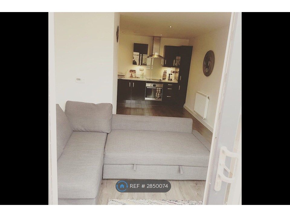 Property photo 2 of 8