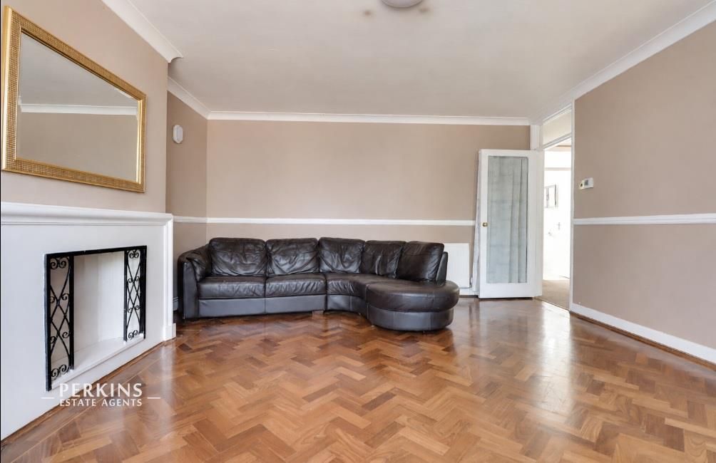 Property photo 2 of 9 Reception New J.Jpg