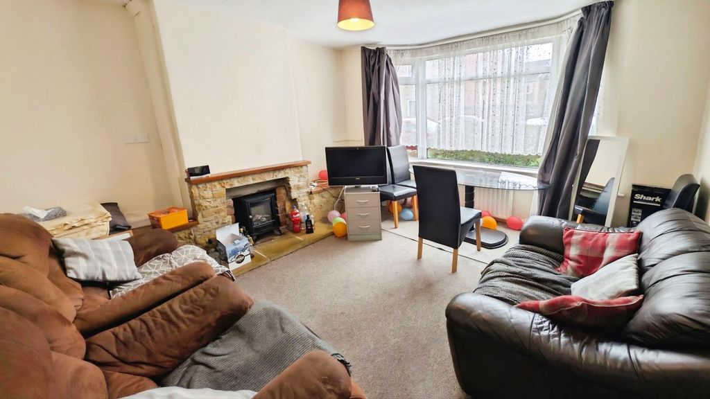 Property photo 2 of 12 2Ff4Bdae-Pxl_20260303_122437196.Jpg