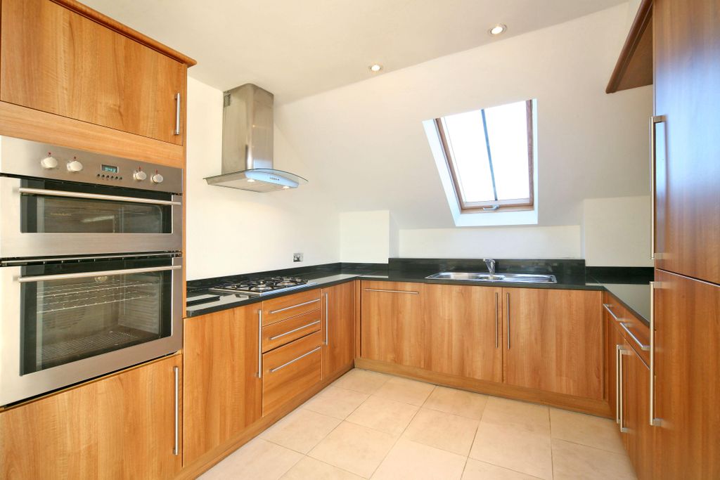 Property photo 2 of 13 Kitchen