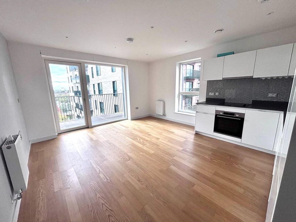 Property photo 2 of 12 F51F0Ba4-F6A7-4d4A-Bb50-455Dabaaed29.Jpg