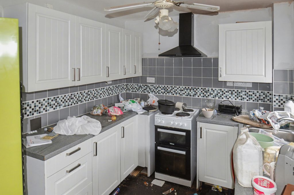 Property photo 2 of 17 29 Boyd Close, Coventry, West Midlands CV2 2Nf