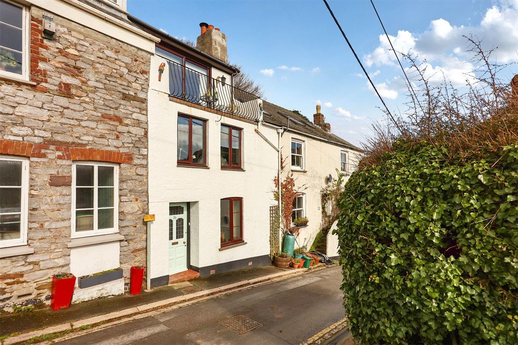 Property photo 1 of 17 Picture No. 02