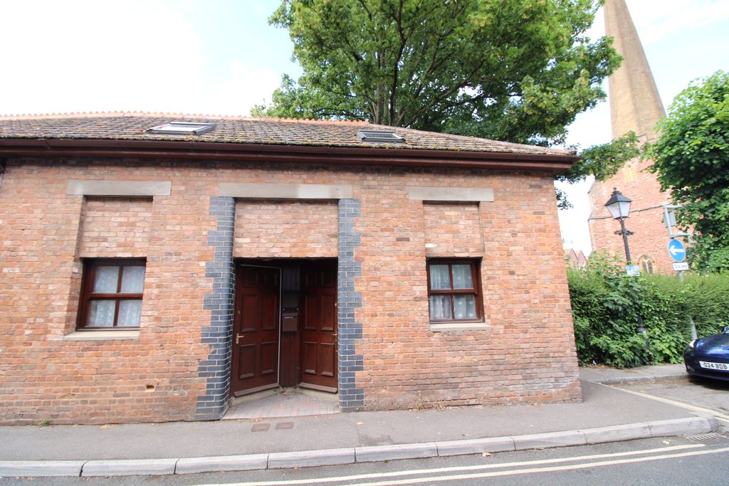 Property photo 1 of 4