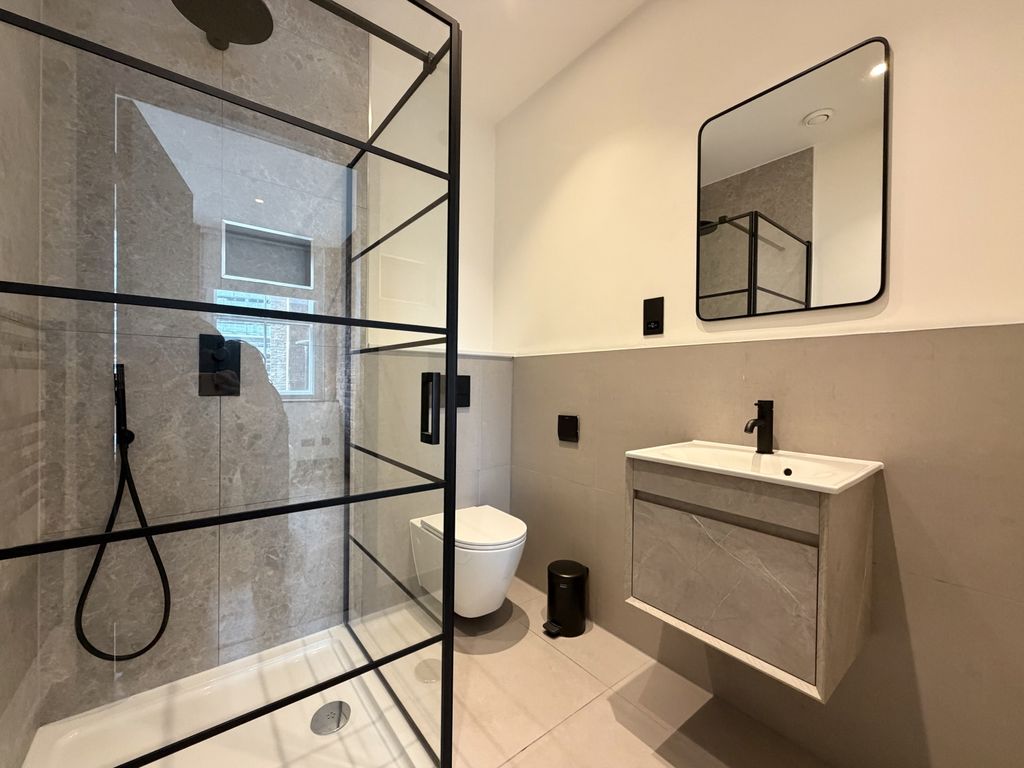 Property photo 3 of 11 Img_5451