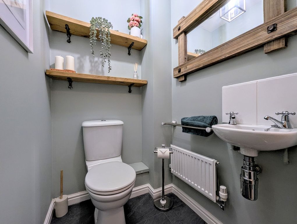Property photo 3 of 21