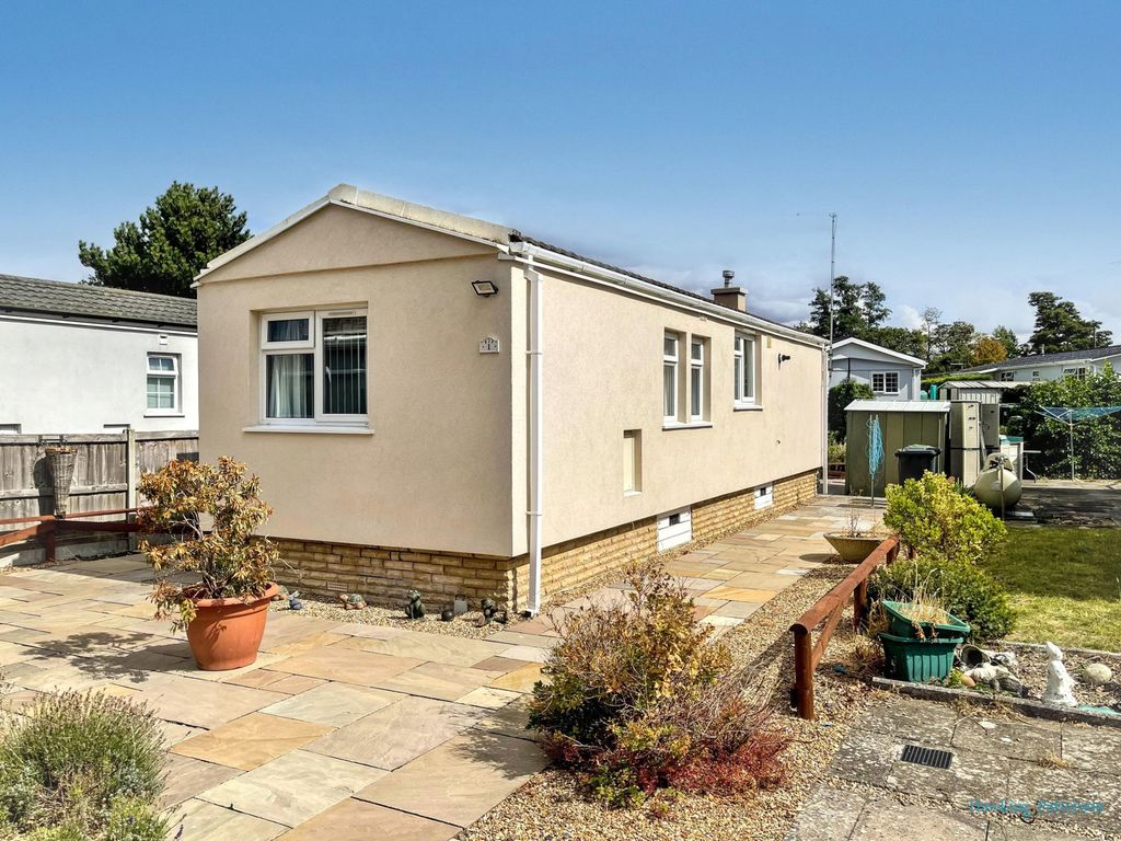 Property photo 3 of 15