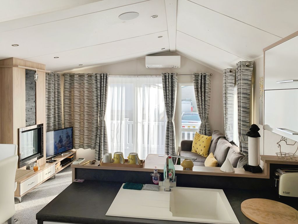 Property photo 2 of 13 85Ec9Fb2-Img-20250819-Wa0005