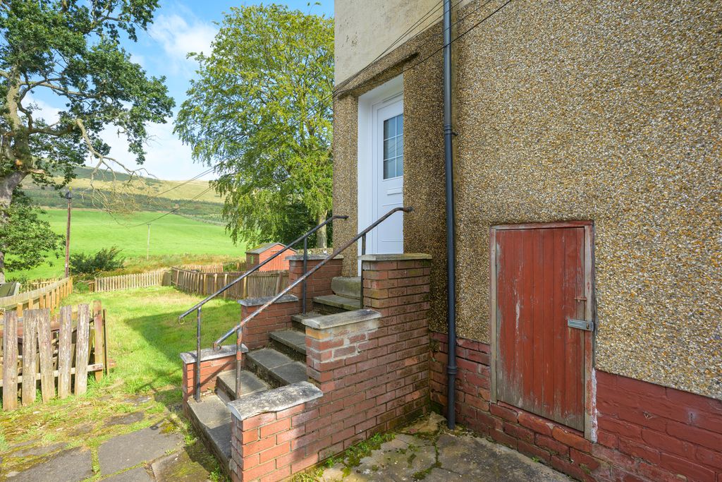 Property photo 2 of 26 Property Image 2