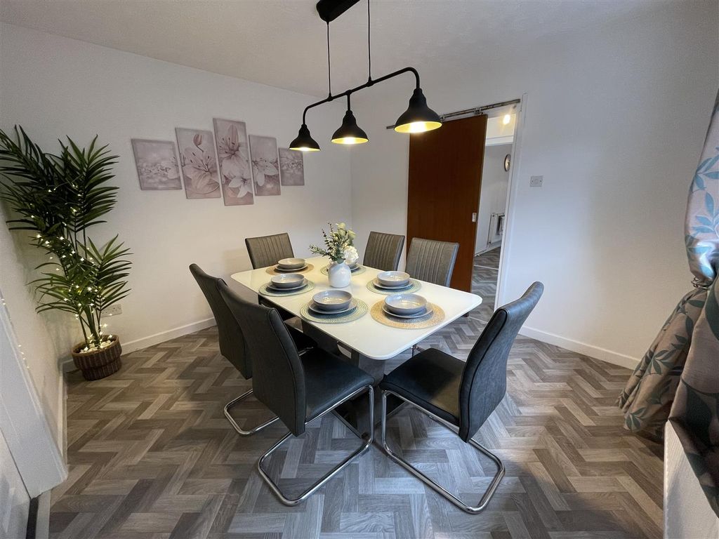 Property photo 3 of 35 Img_5472.Jpeg