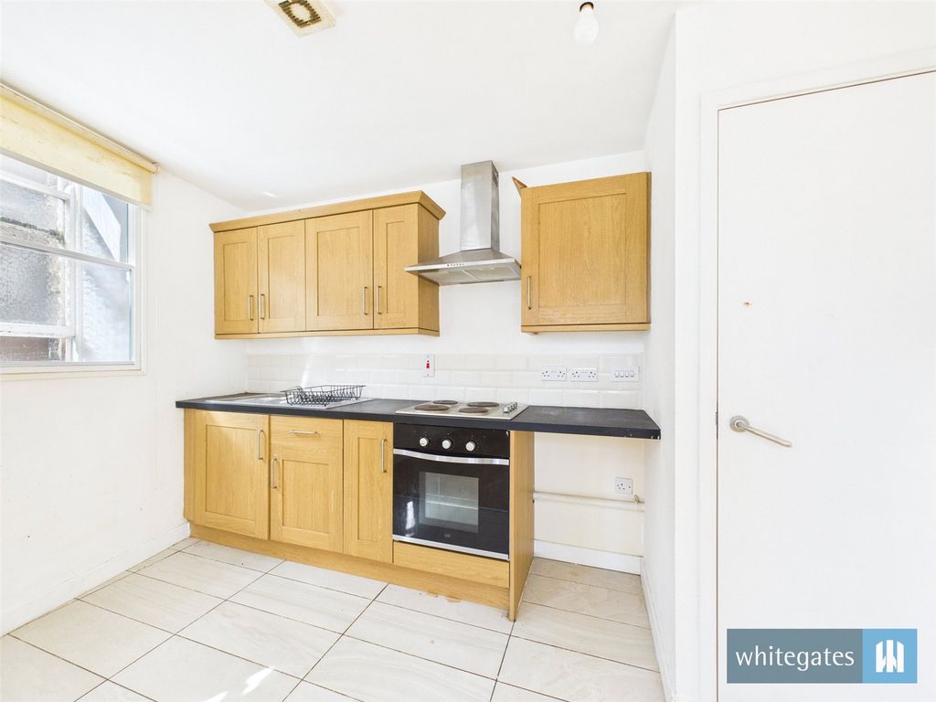 Property photo 3 of 9 Picture No. 05
