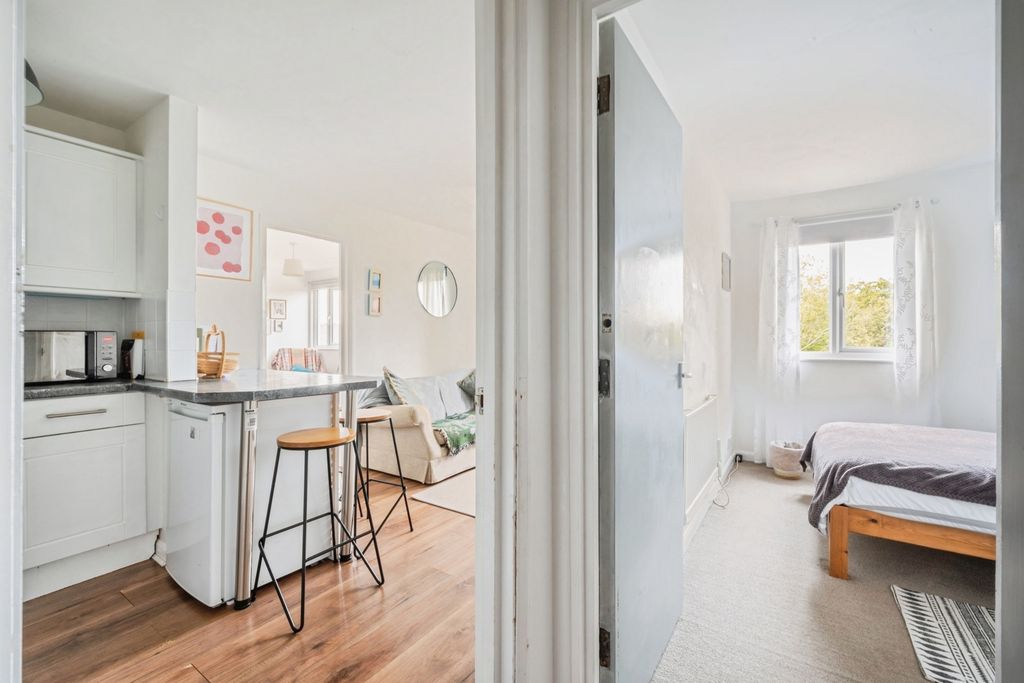 Additional image 14 of 2 bed flat for saleStreatfield Road, Heathfield, East Sussex TN21