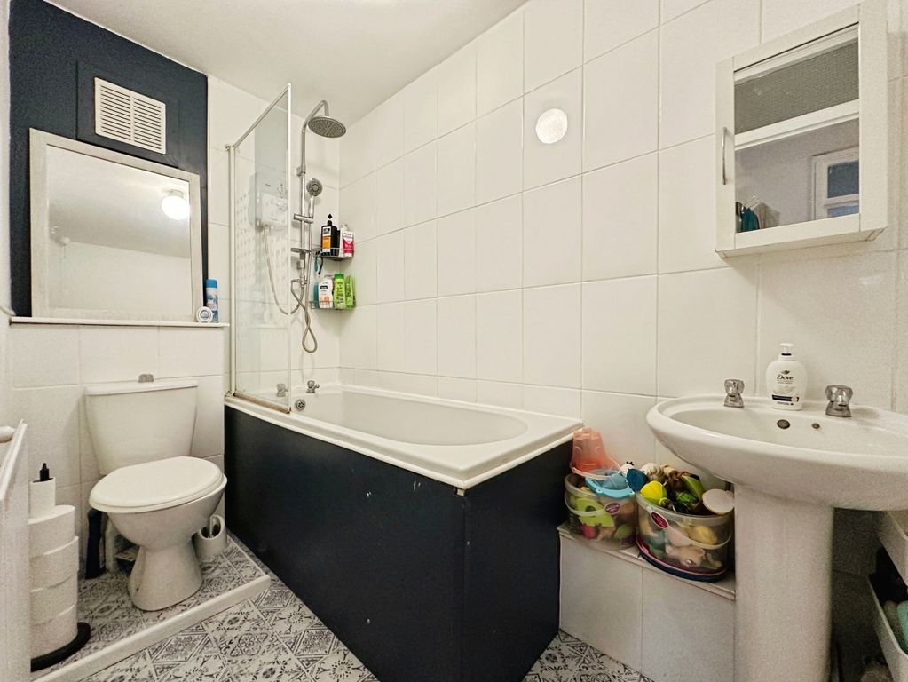 Property photo 3 of 9 Pbox-Img.Jpg