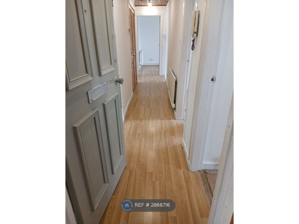 Property photo 2 of 27 Hall