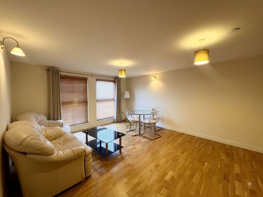 Property photo 3 of 7
