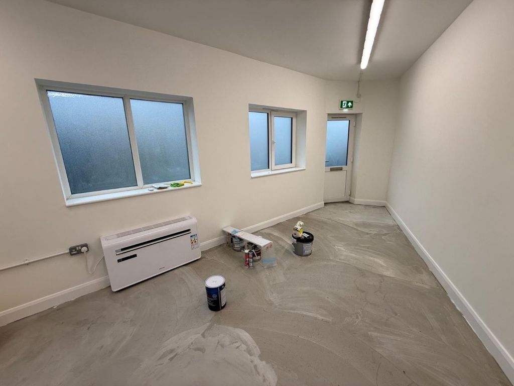 Property photo 2 of 3 Flexible Property Space