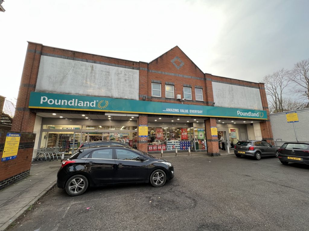 Property photo 1 of 9 Poundland