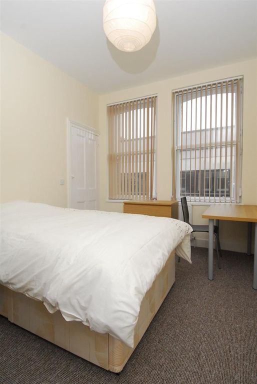 Property photo 3 of 5 3Dd8330B-A442-42c4-A49B-0Cf8E9Eb690c.Jpg