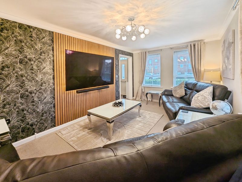 Property photo 2 of 16 Photo 11