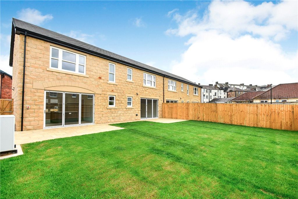 Property photo 3 of 11 Picture No. 04