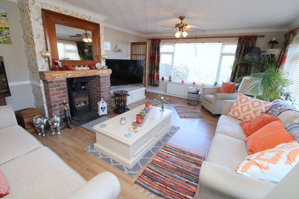 Additional image 6 of 4 bed bungalow for saleCilgant Eglwys Wen, Bodelwyddan LL18