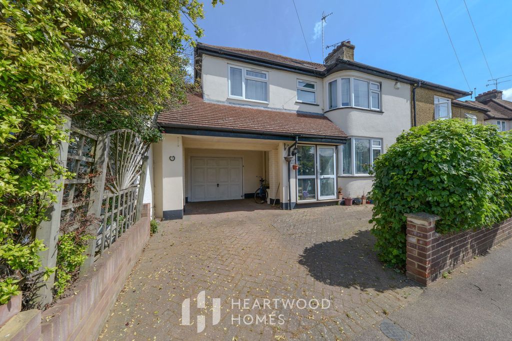 Property photo 1 of 16