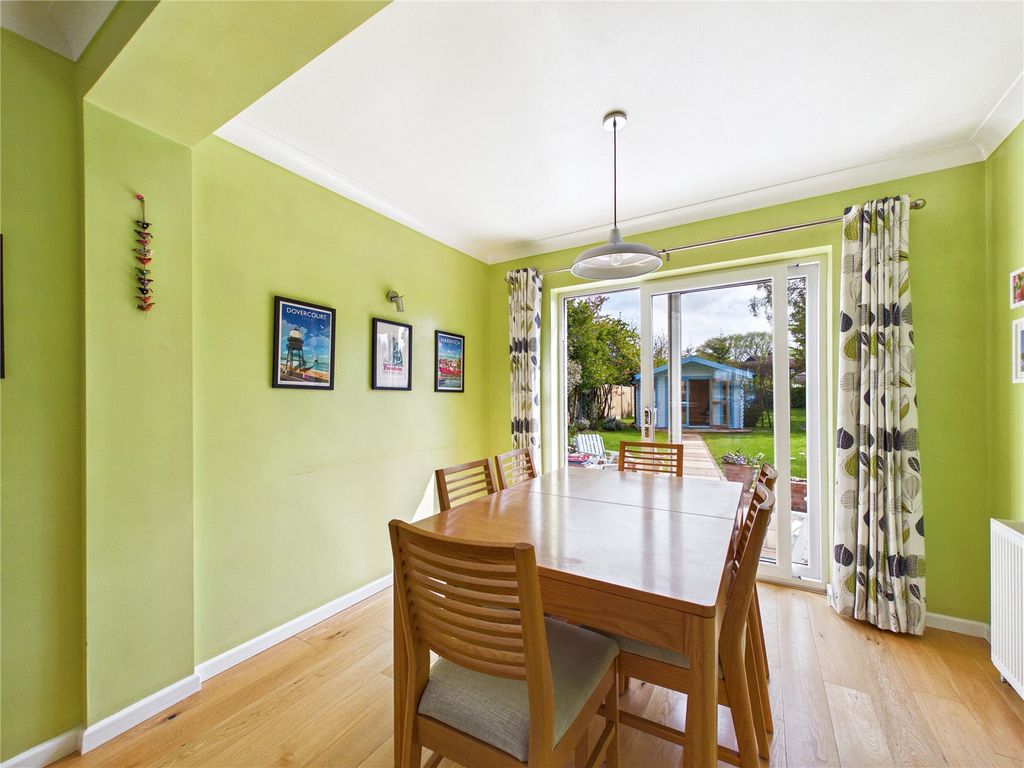 Property photo 3 of 24 Picture No. 12