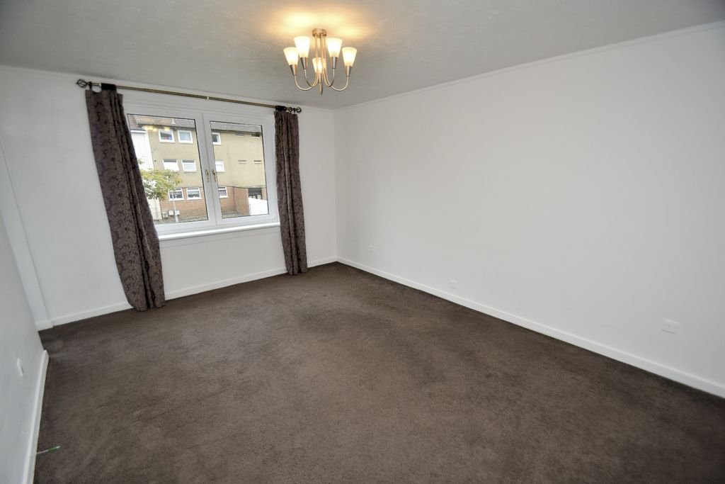 Property photo 2 of 21 5305143