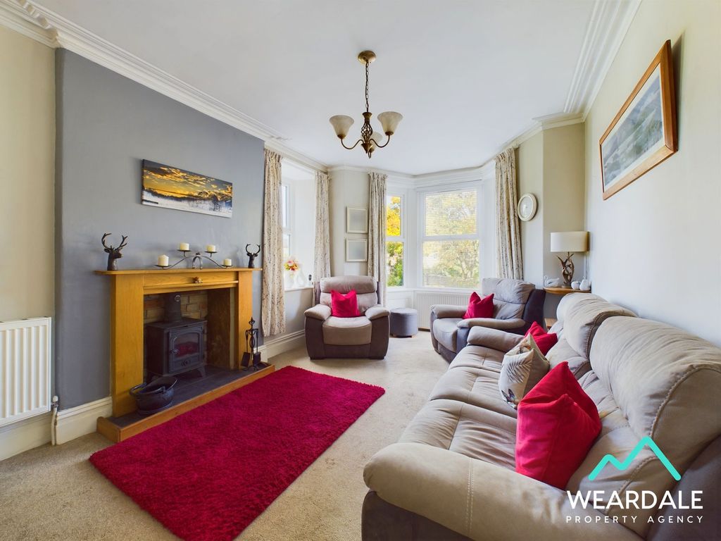 Property photo 3 of 39