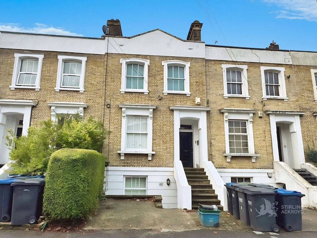 Property photo 1 of 10 Exterior