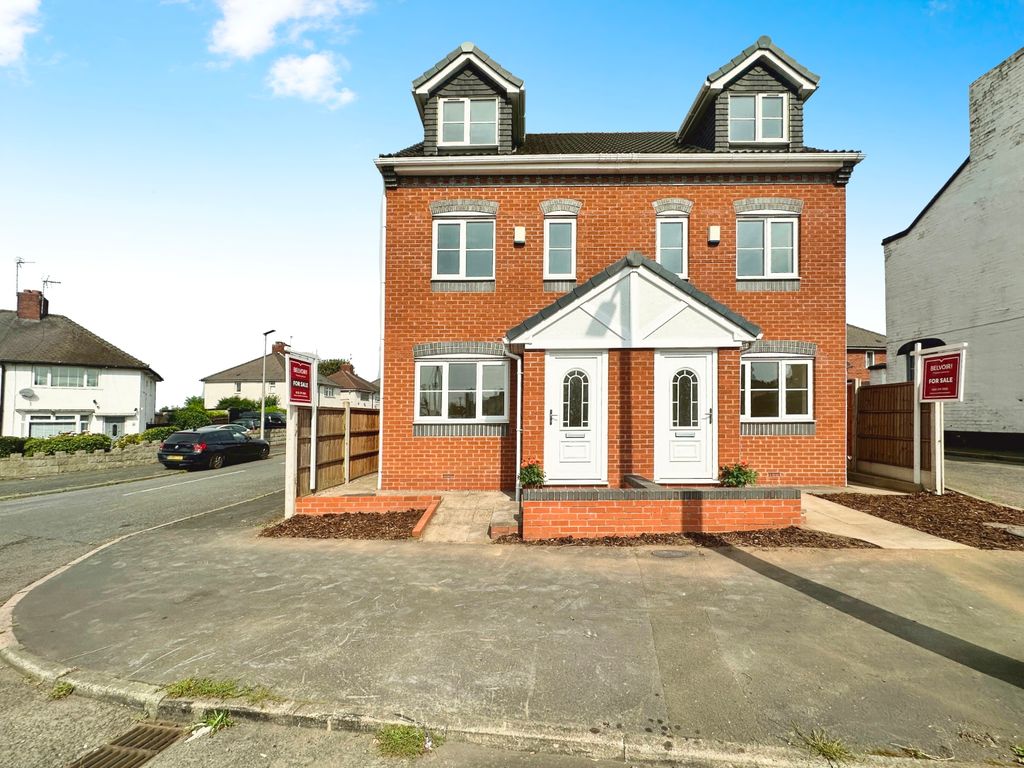 Property photo 1 of 21