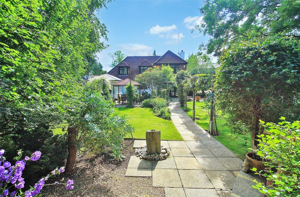 Property photo 3 of 23 Picture No. 35