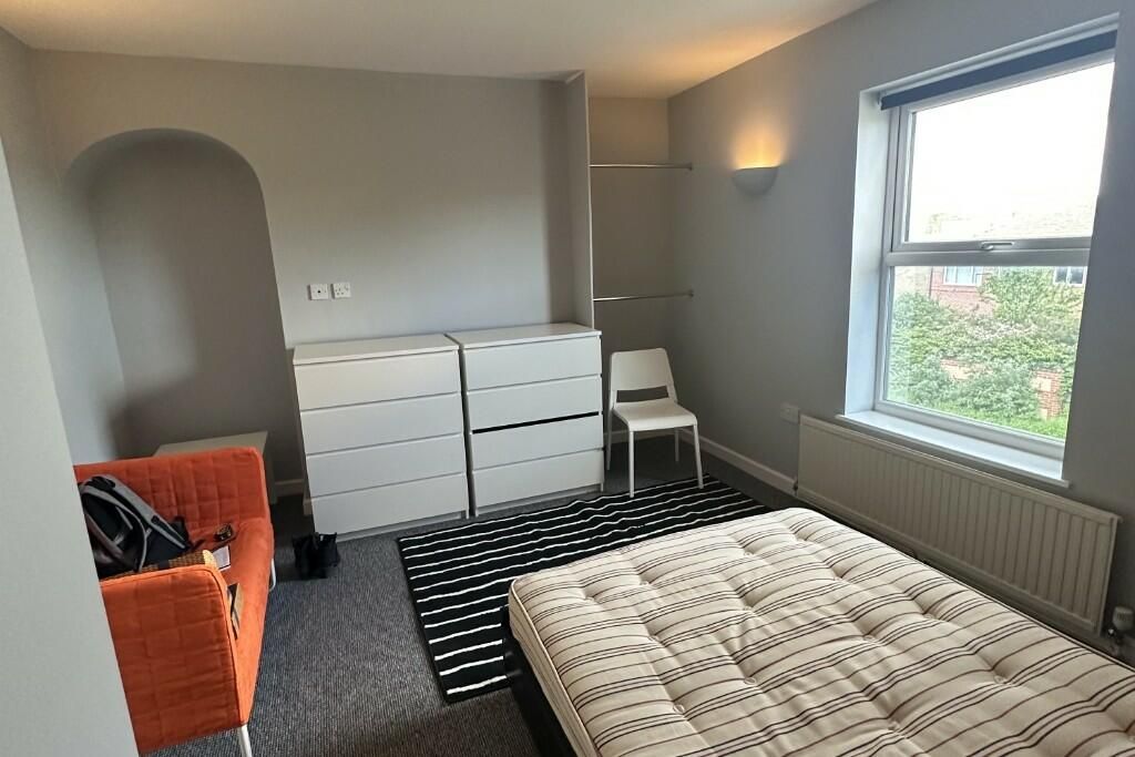 Property photo 3 of 3