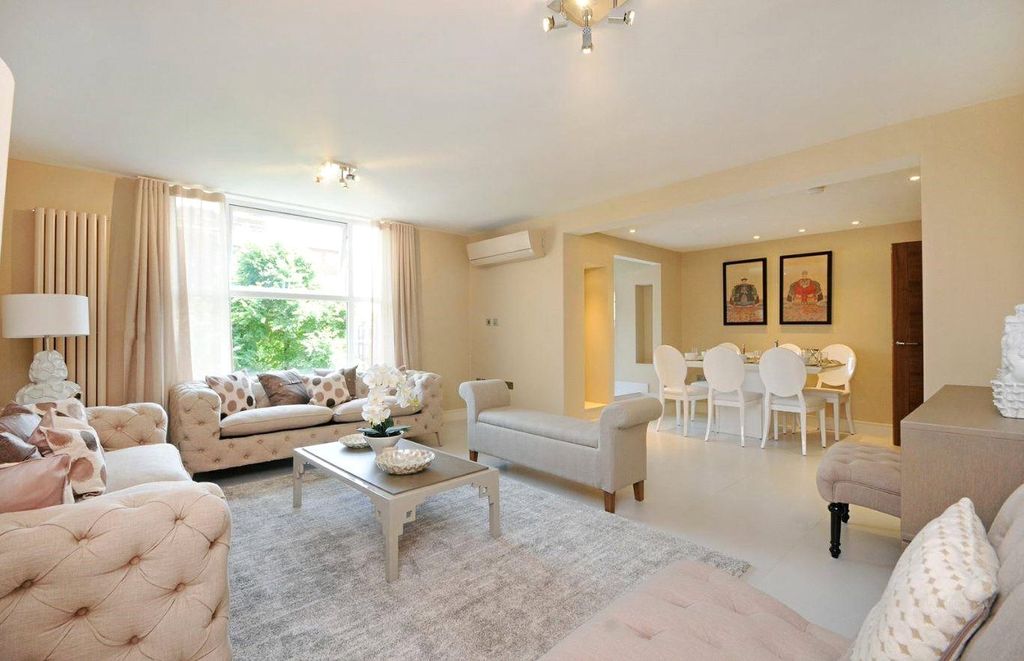 Property photo 2 of 9 Reception Room