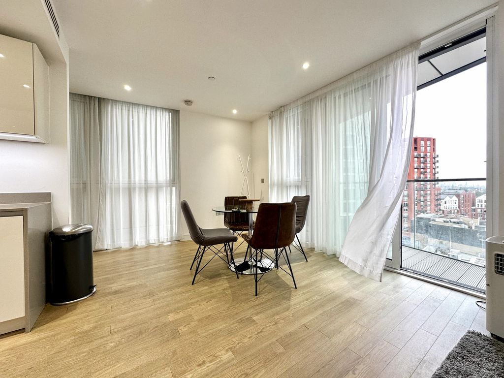 Property photo 1 of 25