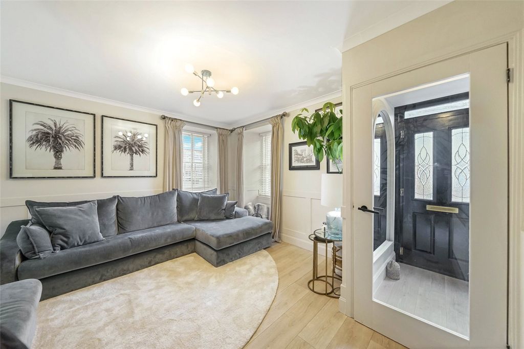 Property photo 2 of 21 Picture No. 25