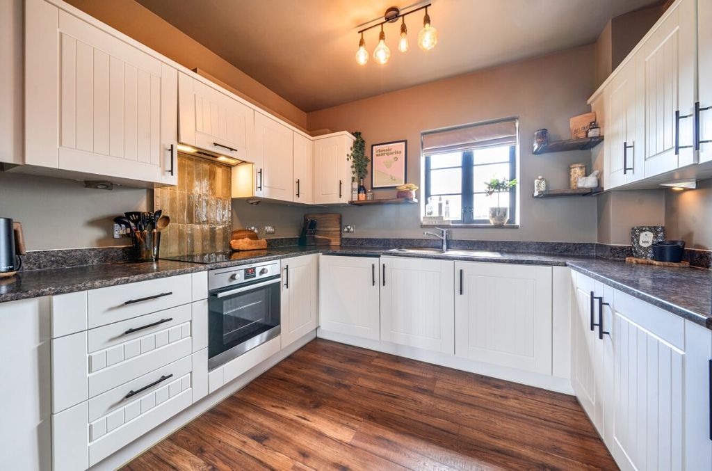 Additional image 5 of 2 bed flat for saleThe Mill, Kempston, Bedford MK42