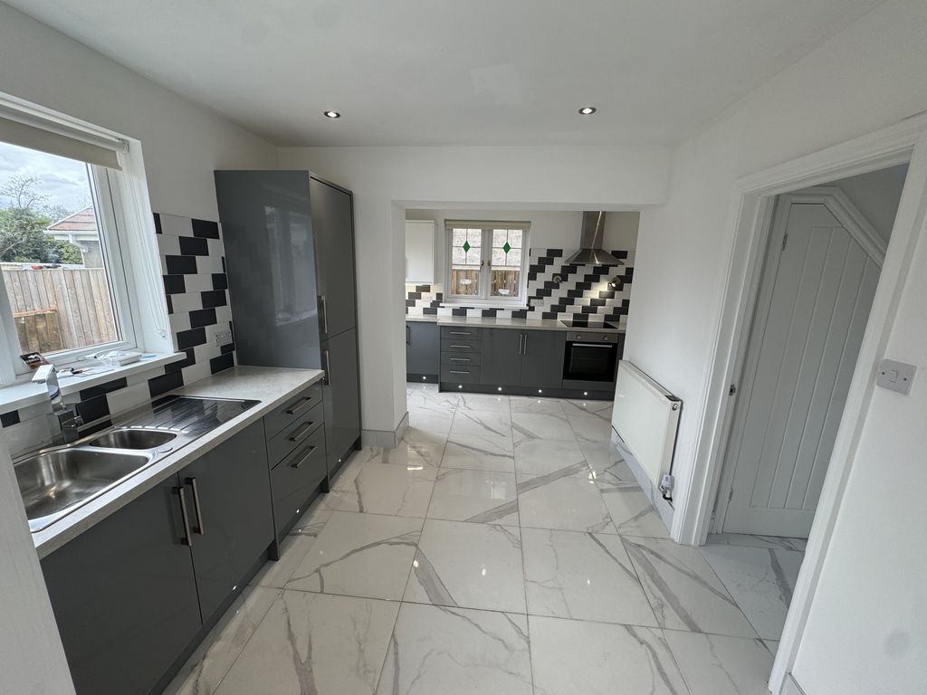 Property photo 2 of 8 Img_4367