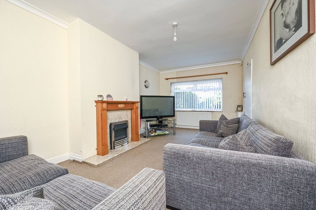 Property photo 2 of 13 Picture No. 04