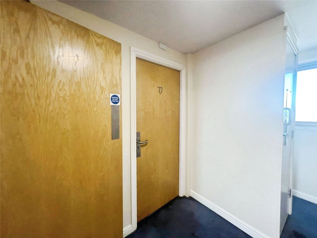 Property photo 3 of 12 Entrance