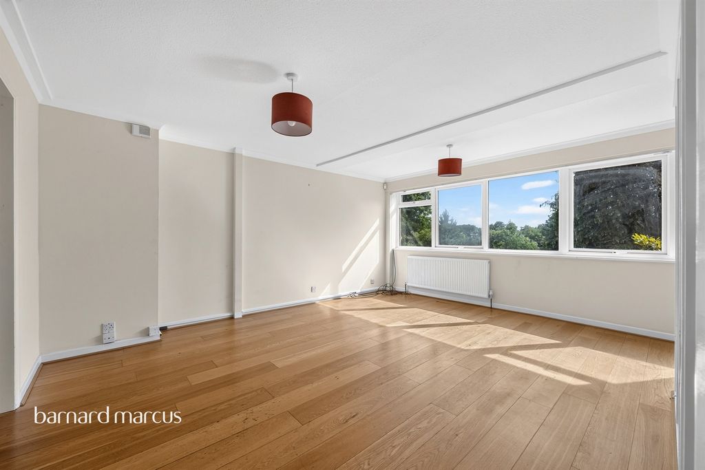 Property photo 3 of 14 Reception Room