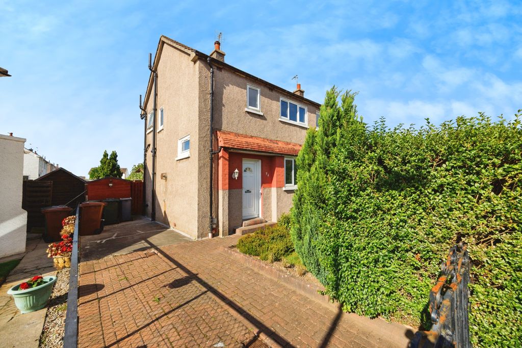 Property photo 1 of 19 2W8A1008