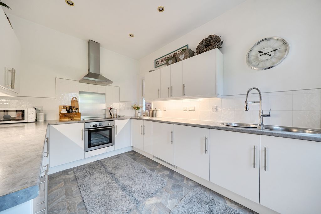 Property photo 3 of 27 1473145-23-6A2F0724Bab5E