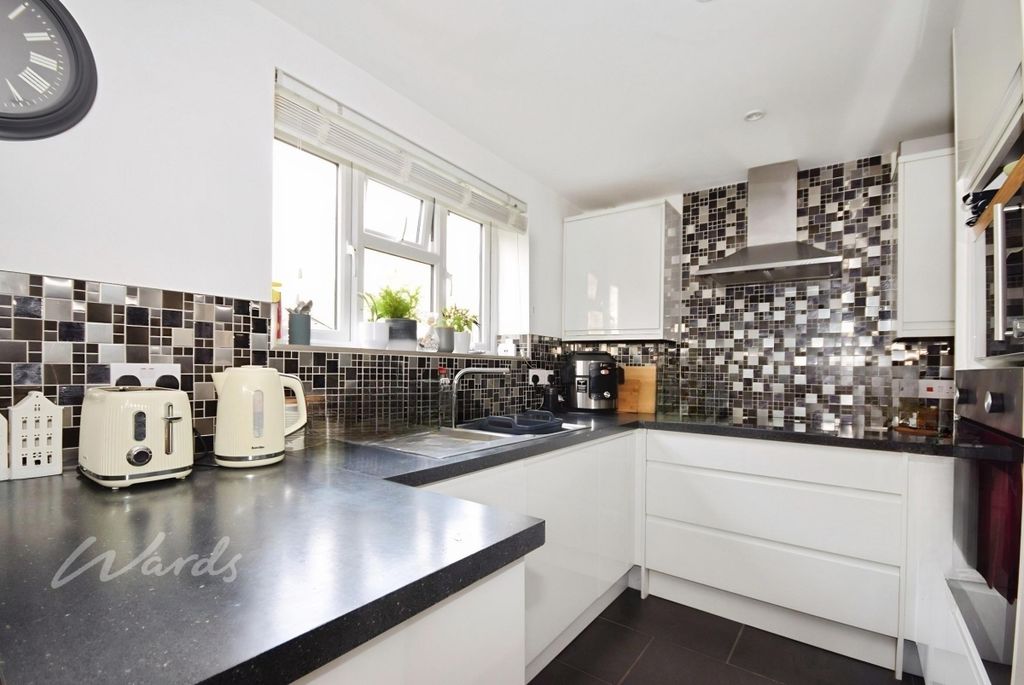 Property photo 2 of 9 Glad Gf Kitchen Use