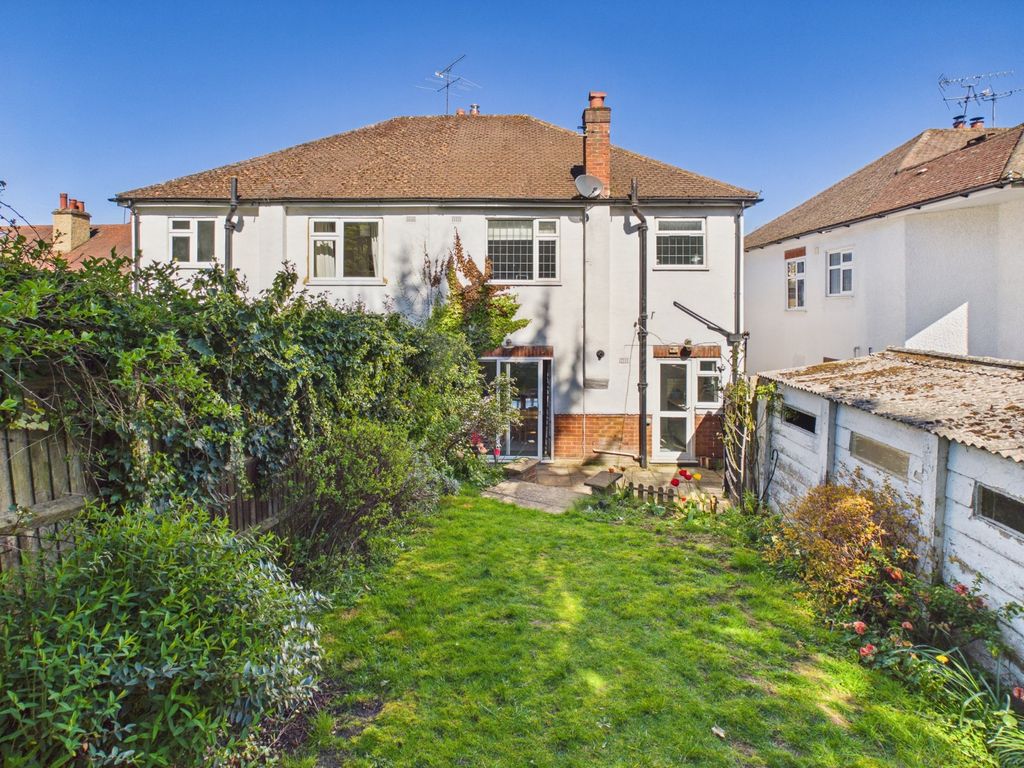 Property photo 3 of 12 Picture No. 11