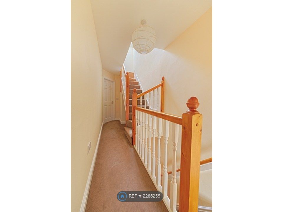 Property photo 3 of 23