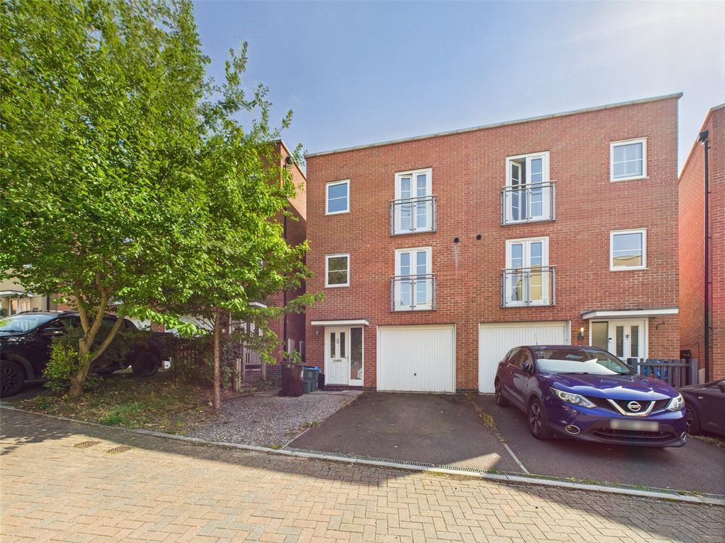 Property photo 1 of 19 Picture No. 24