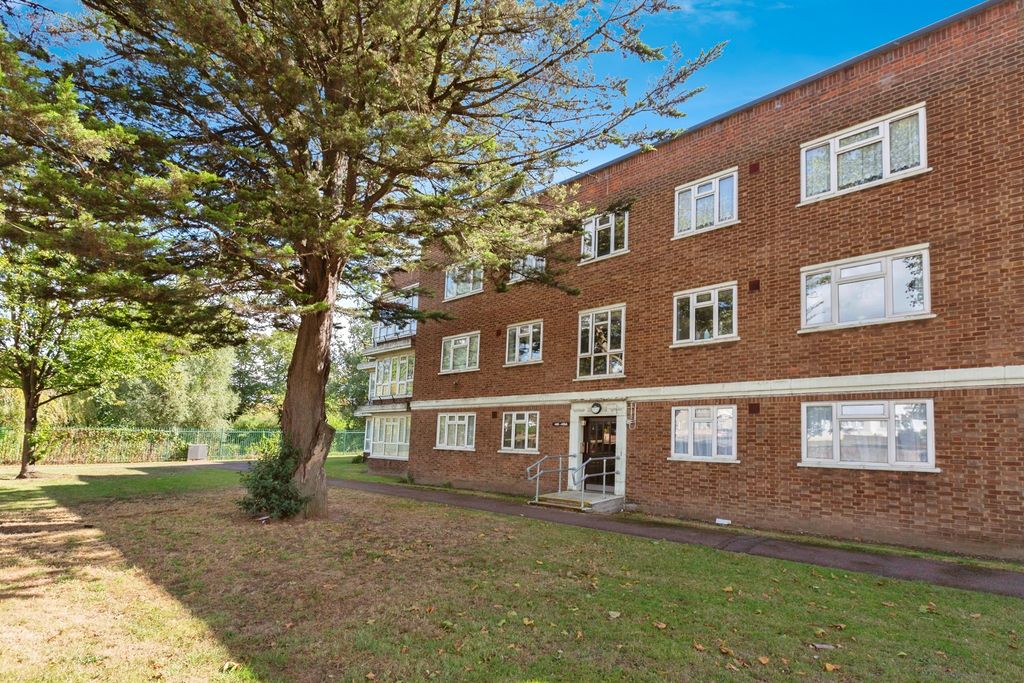 Property photo 2 of 2